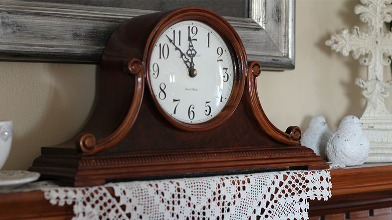 Mantel-Clock